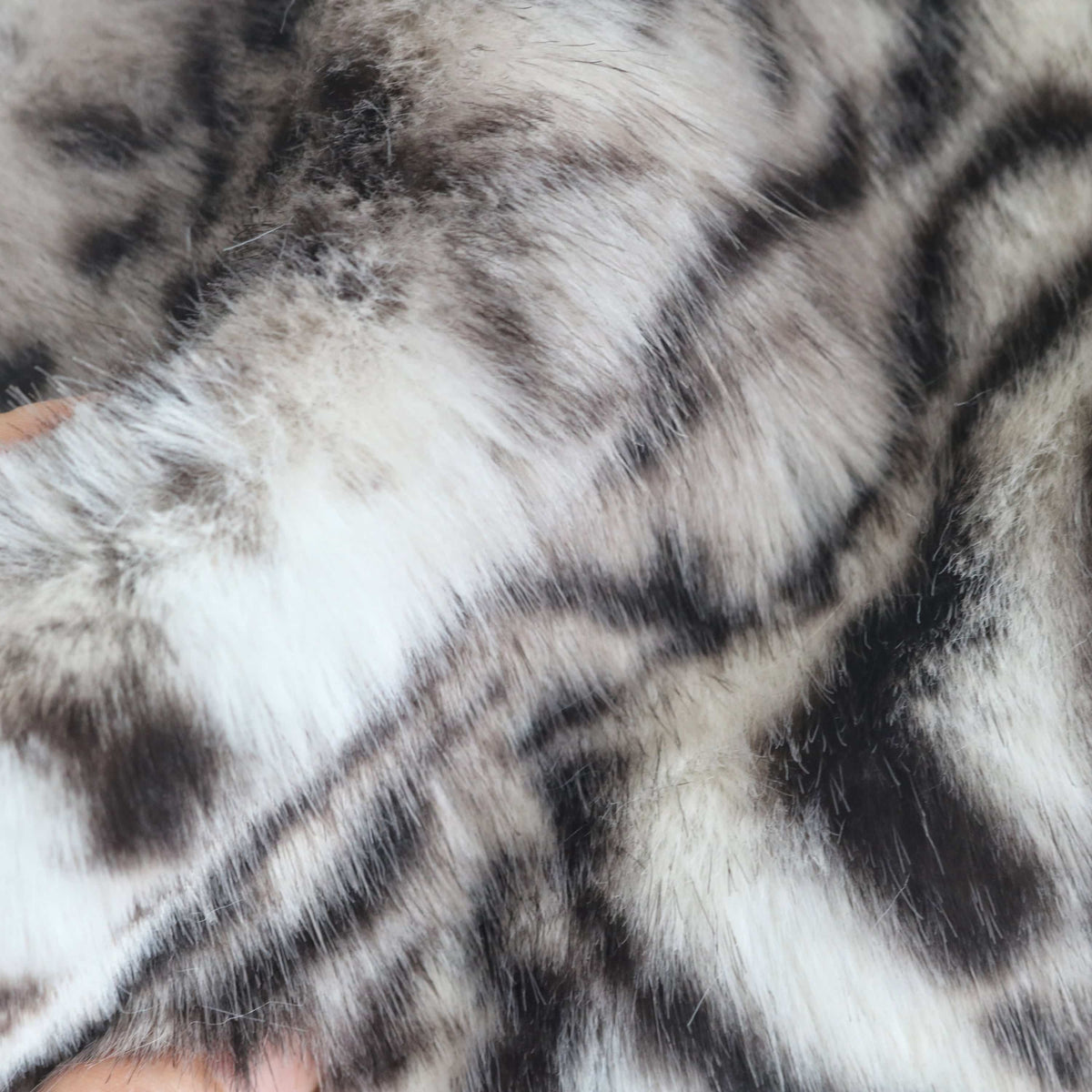 Tabby / Tiger Print Faux Fur B21