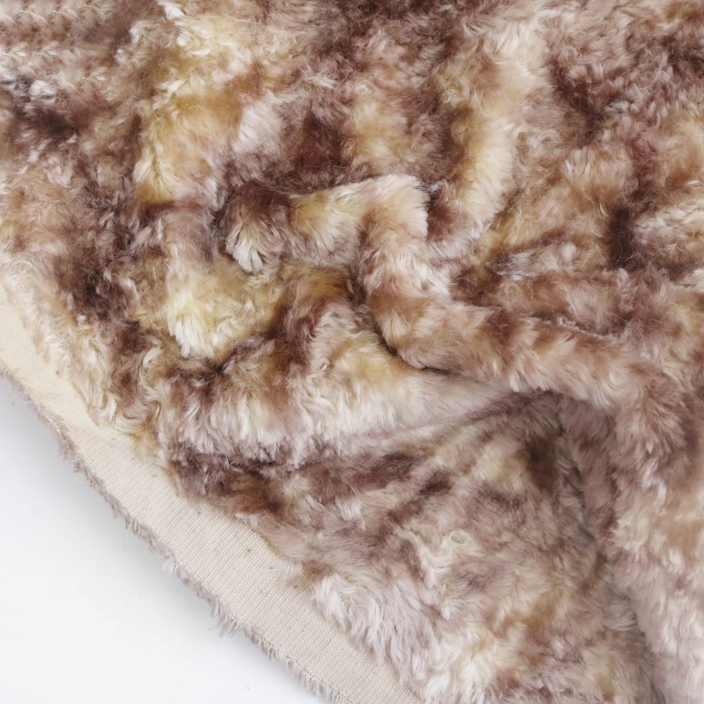 hand-dyed 10mm fluffy viscose A23