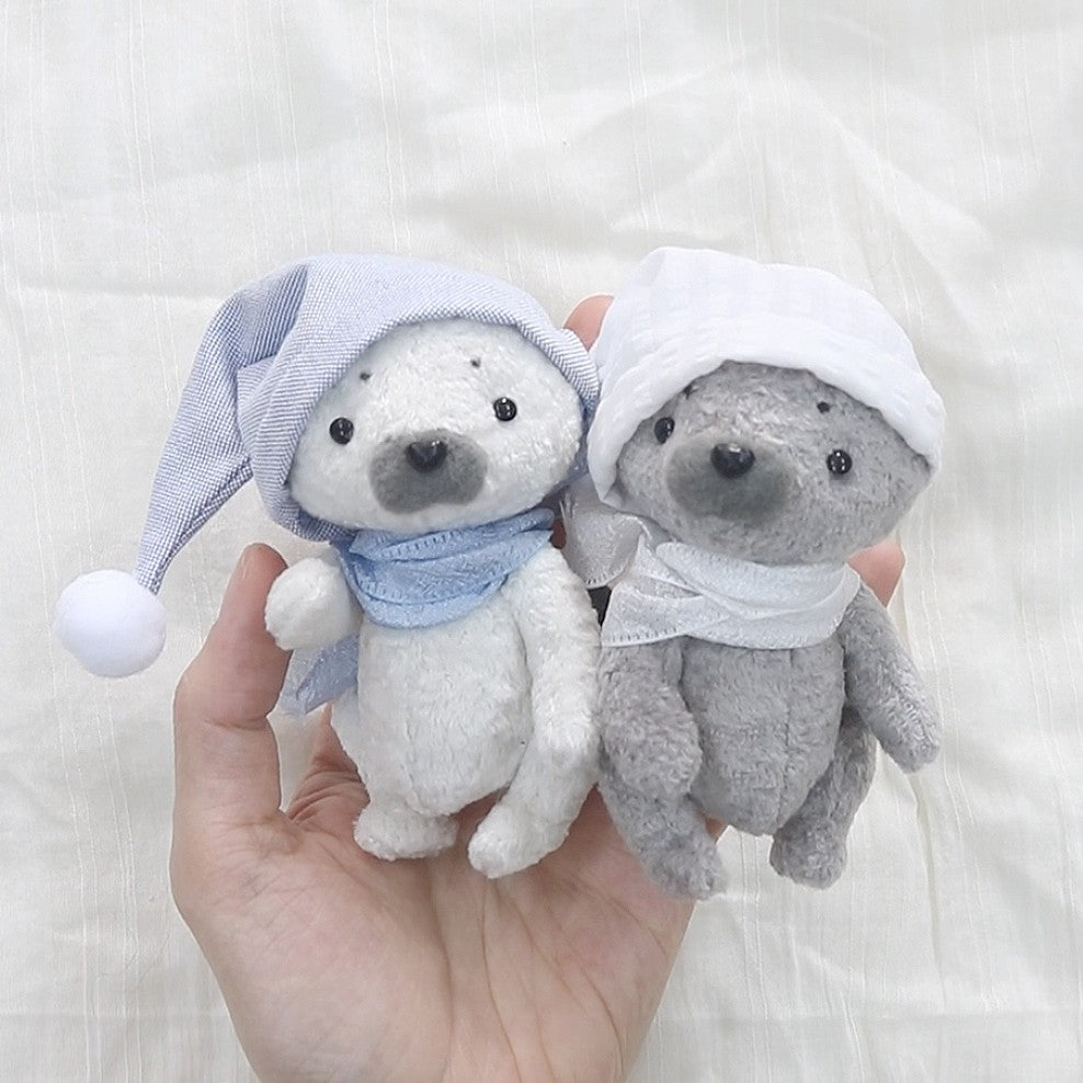 Teddy Seal Sewing Kit