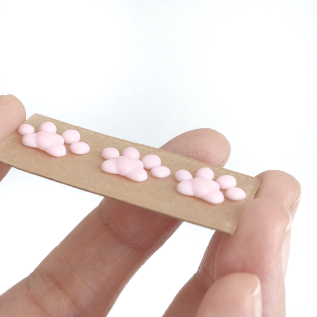 4pcs Tiny Clay Cat Paws