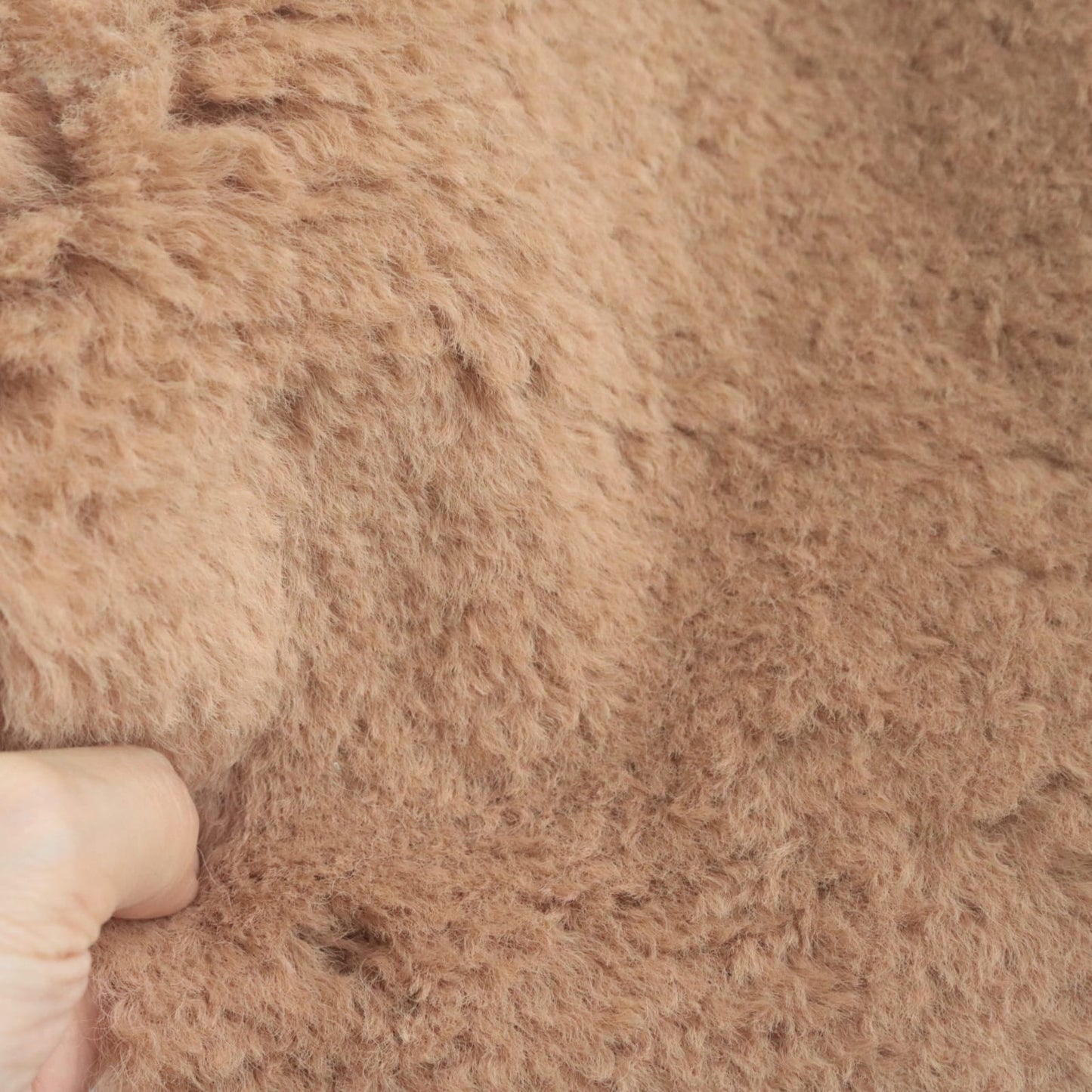 20mm Faux Alpaca Fur Fabric C09