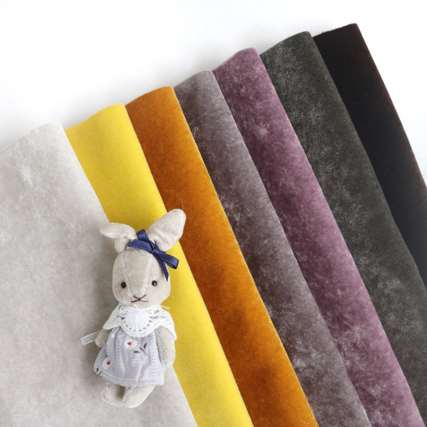 Vintage Glittery Velvet A08