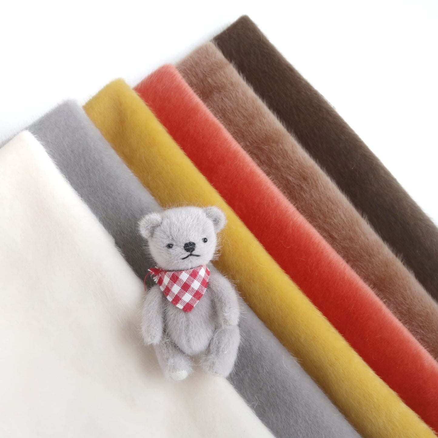 Miniature Bear Fur Fabric A10