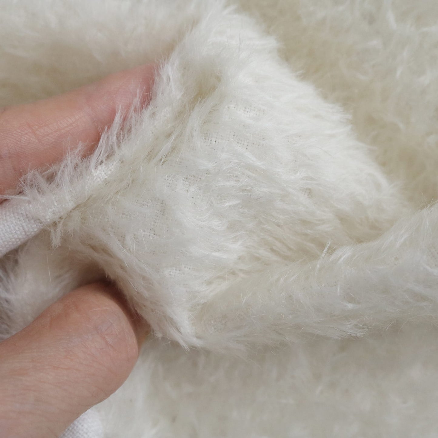 (Yard) 10mm soft white mohair fabric A46