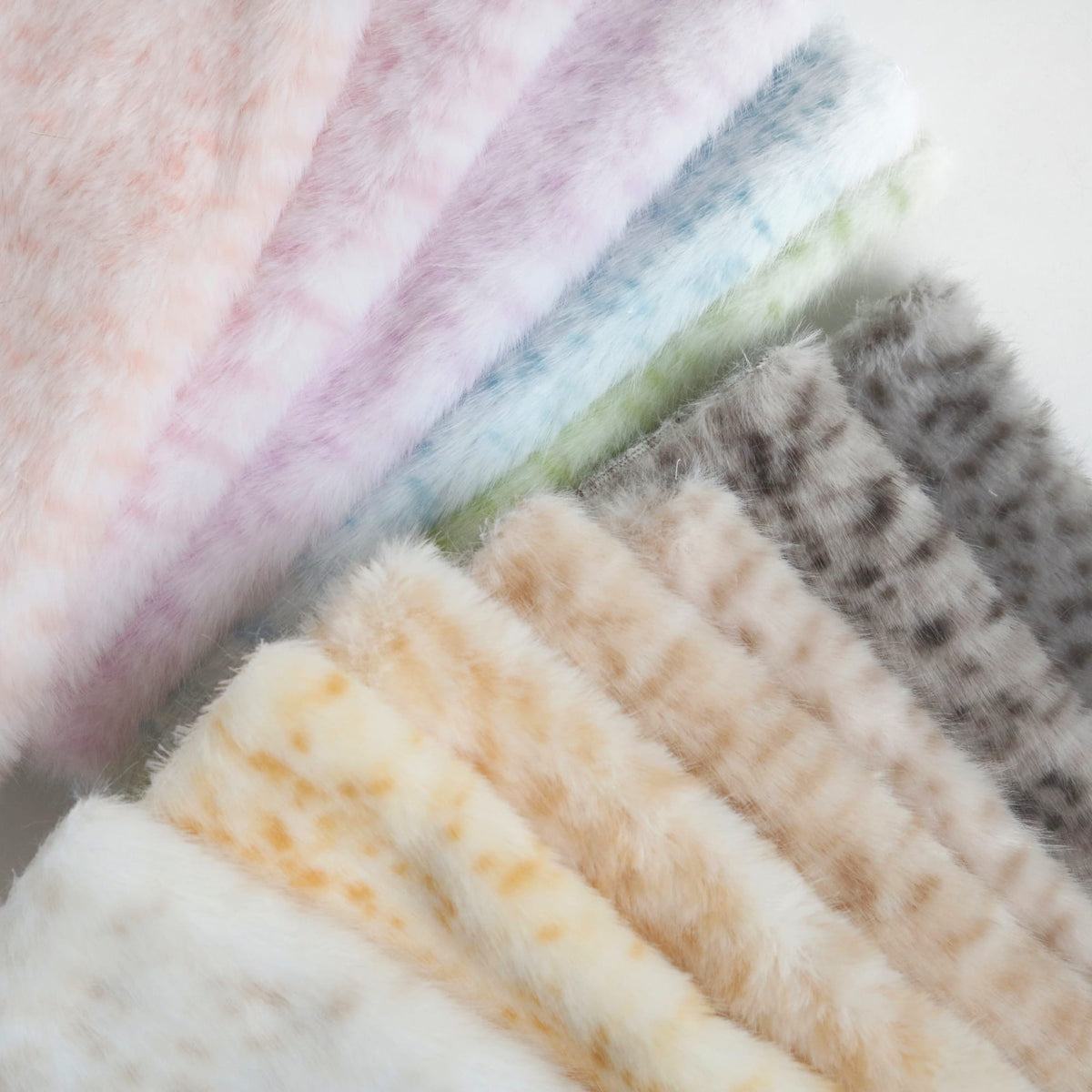Pastel Spotted Faux Fur B23