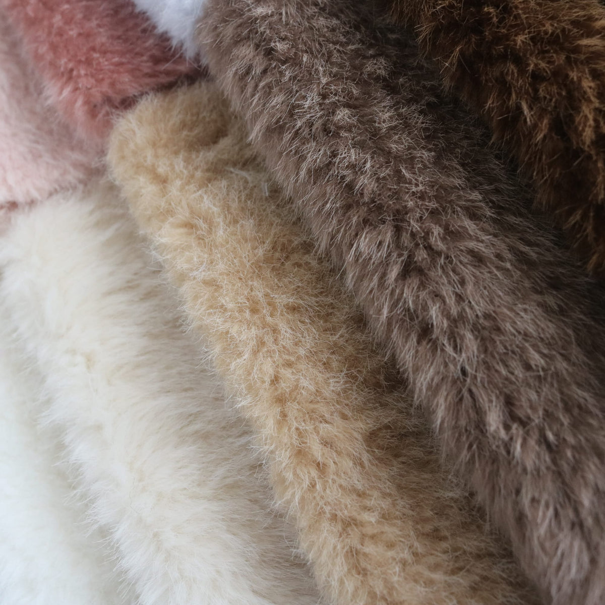 Fuzzy 2-tone Pile Faux Fur C02