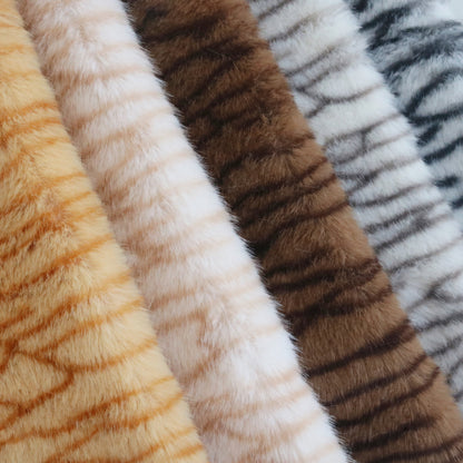Fluffy Cat Pattern Faux Fur B29