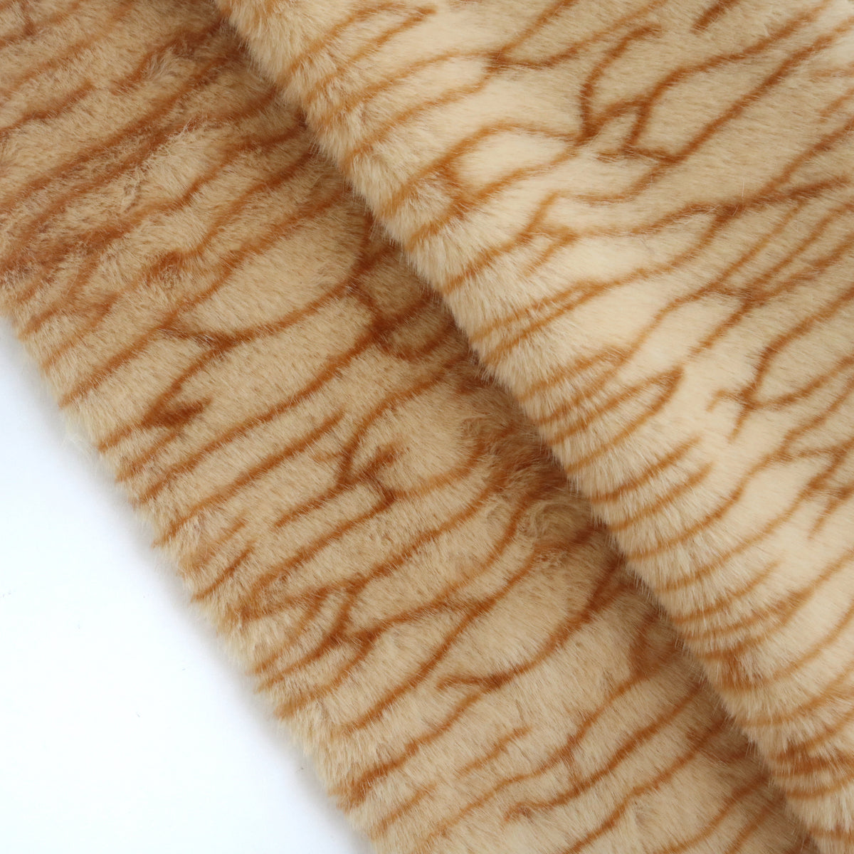 Fluffy Cat Pattern Faux Fur B29