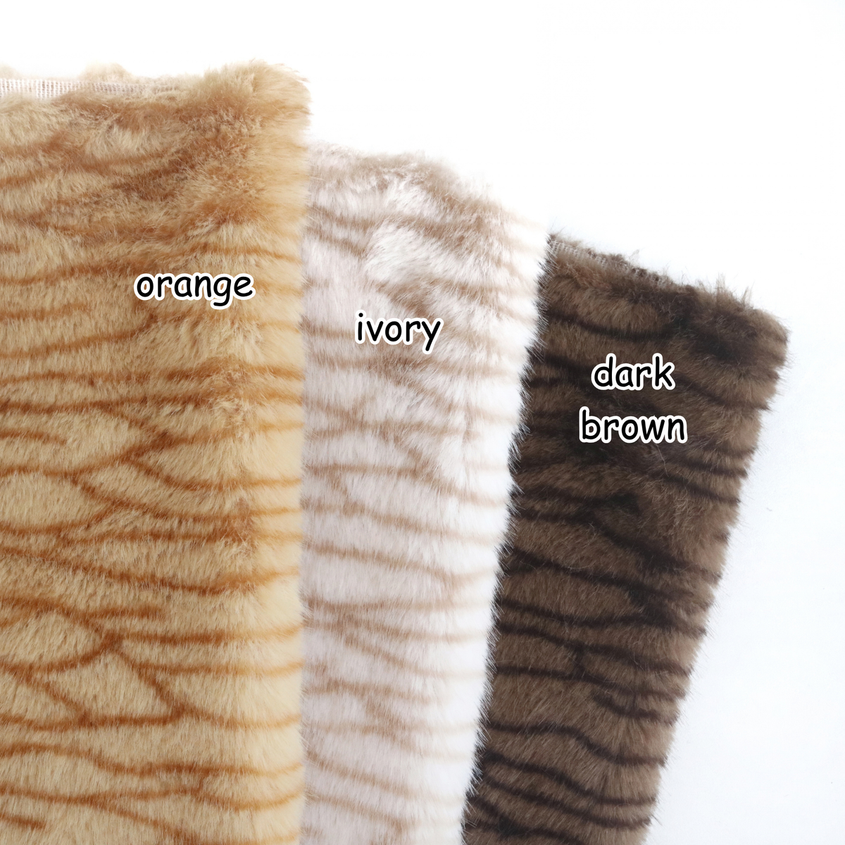 Fluffy Cat Pattern Faux Fur B29