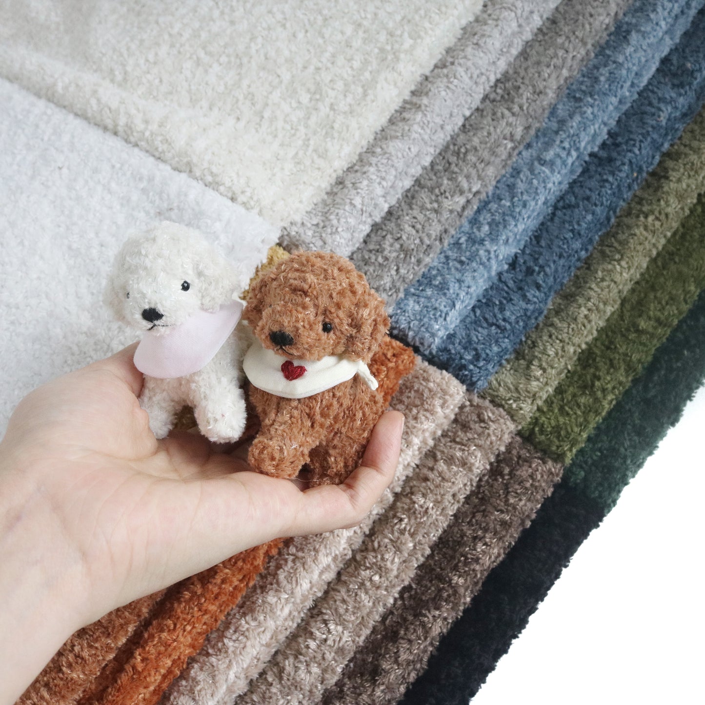 Curly Minky Fabric M08