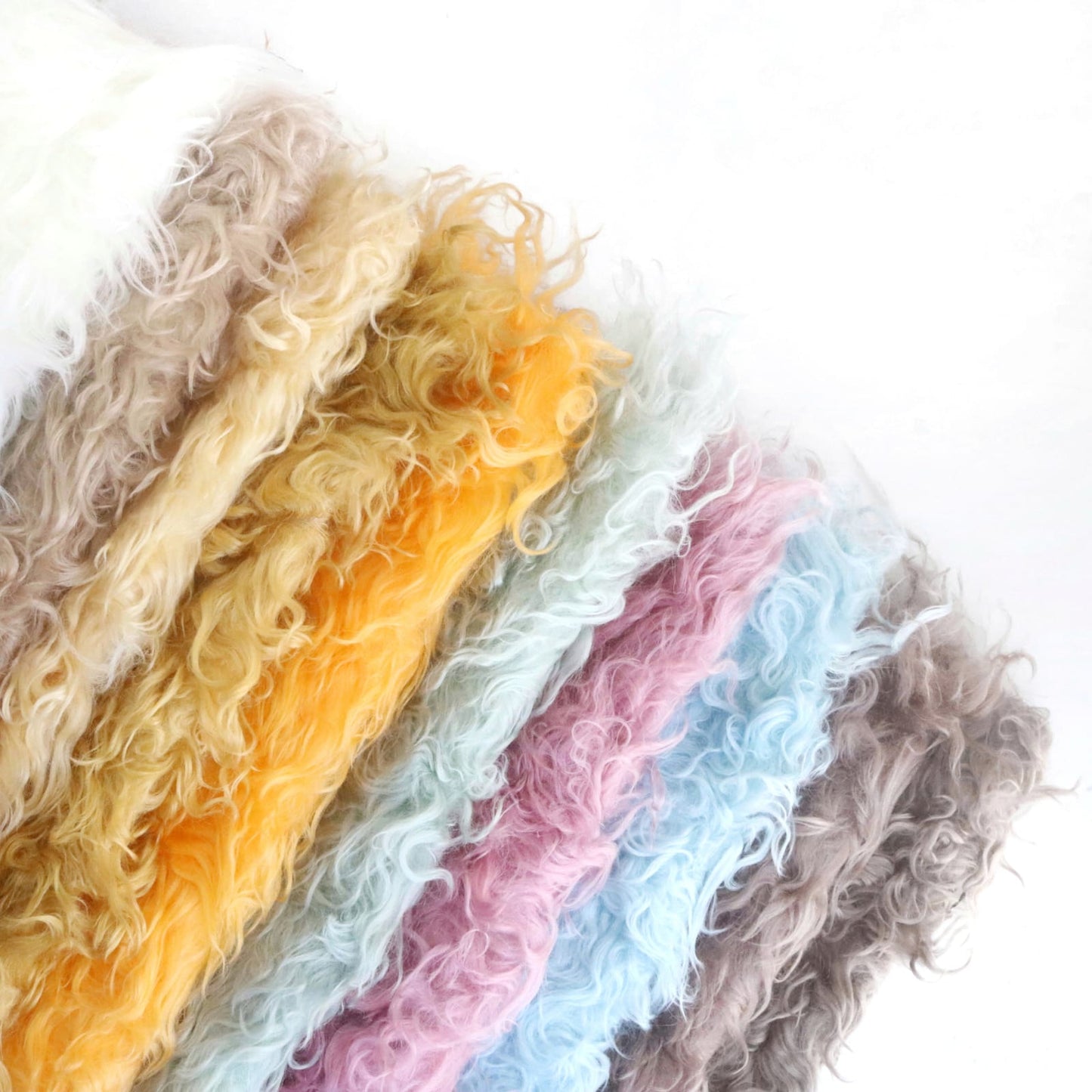 Hand-dyed Steiff Schulte mohair A77