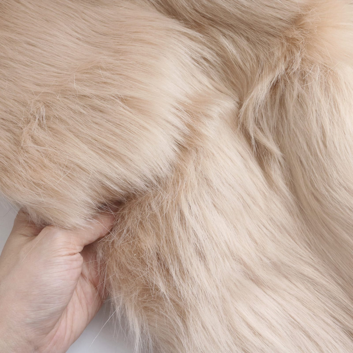 Blonde Long Pile Faux Fur B13