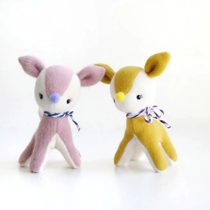 Retro deer sewing pattern