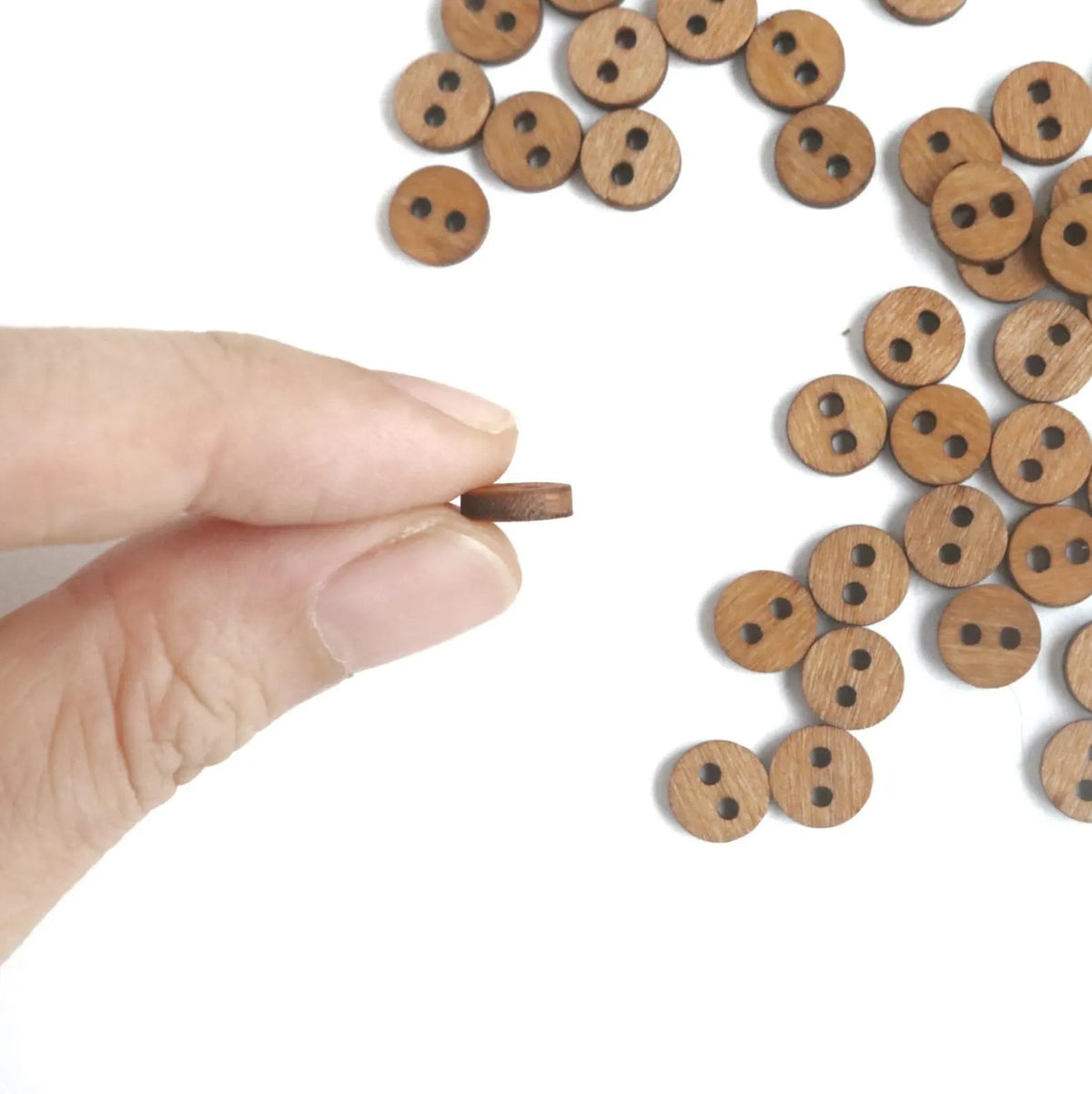 20pcs-8mm 10mm wooden buttons for doll clothes