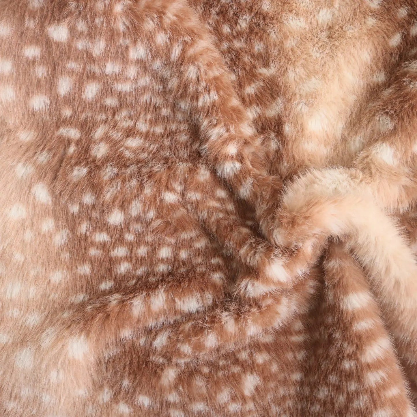 Deer Print Faux Fur B17
