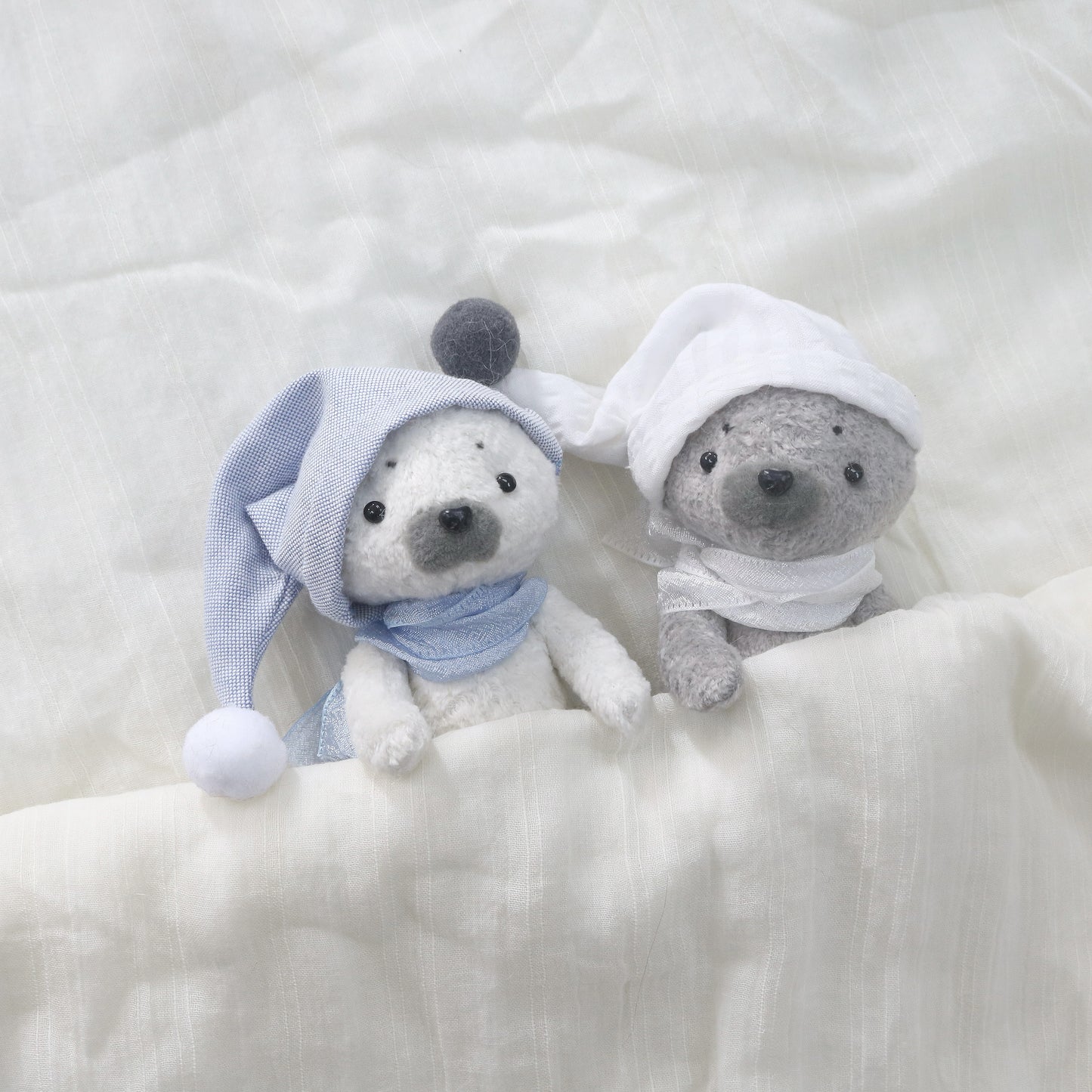 Teddy Seal Sewing Kit